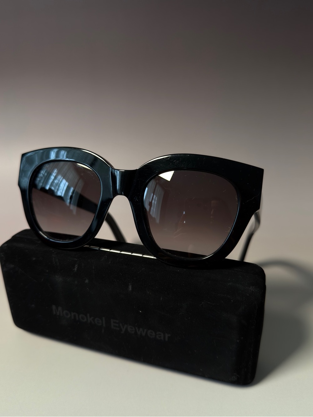Monokel Eyewear Sunglasses – Black Frame